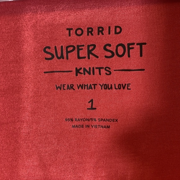 NWT Torrid coral t-shirt super soft - Picture 6 of 6